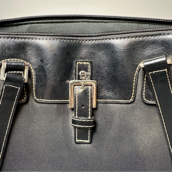 Etienne Aigner Black Leather Shoulder Bag - Picture 2 of 11
